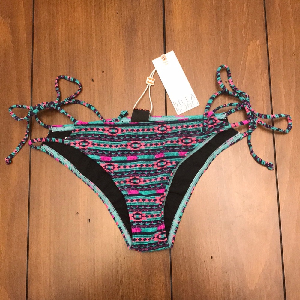 Billabong Bikini bottoms **NEW**